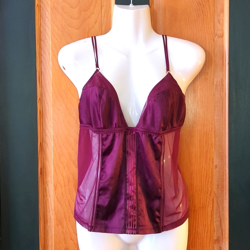 Victoria's Secret Lingerie/Camisole Size Large Maroon